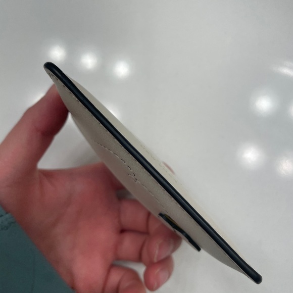 Gently Used Kate Spade Cardholder (SOLD OUT HONEY) - Picture 5 of 6